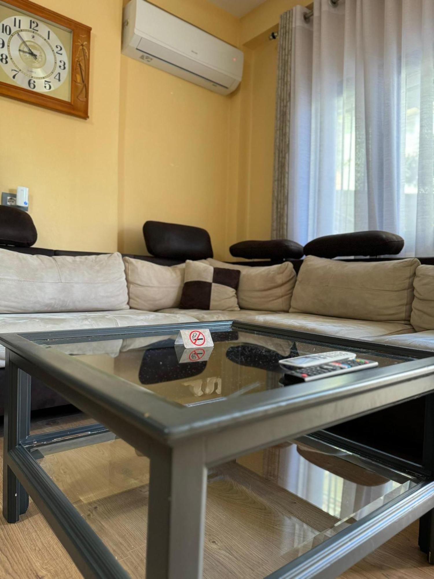 Vila Murati Tiranë Luaran gambar